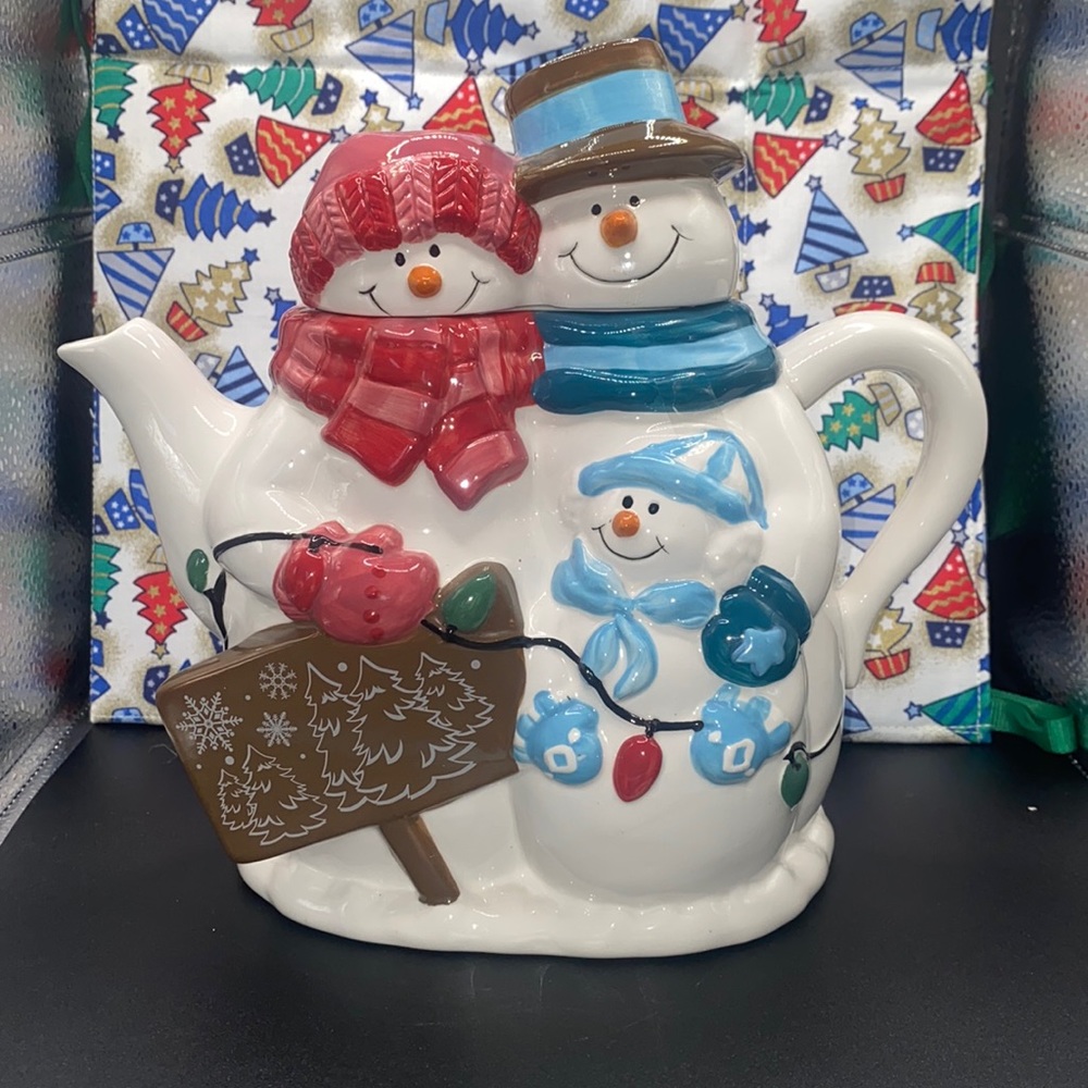 Brand New Snowman Couple Tea Kettle Pot